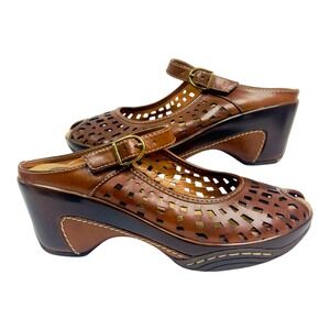 White Mountain Mario Brown Leather Cutout Wedge Heel Mary Jane Clogs 7.5M